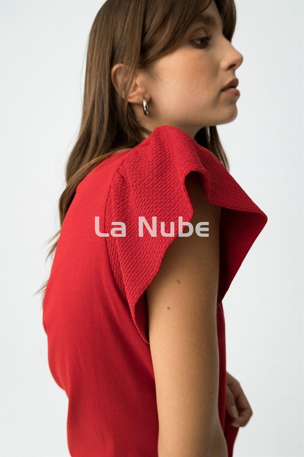 Camiseta Kira - Imagen 6