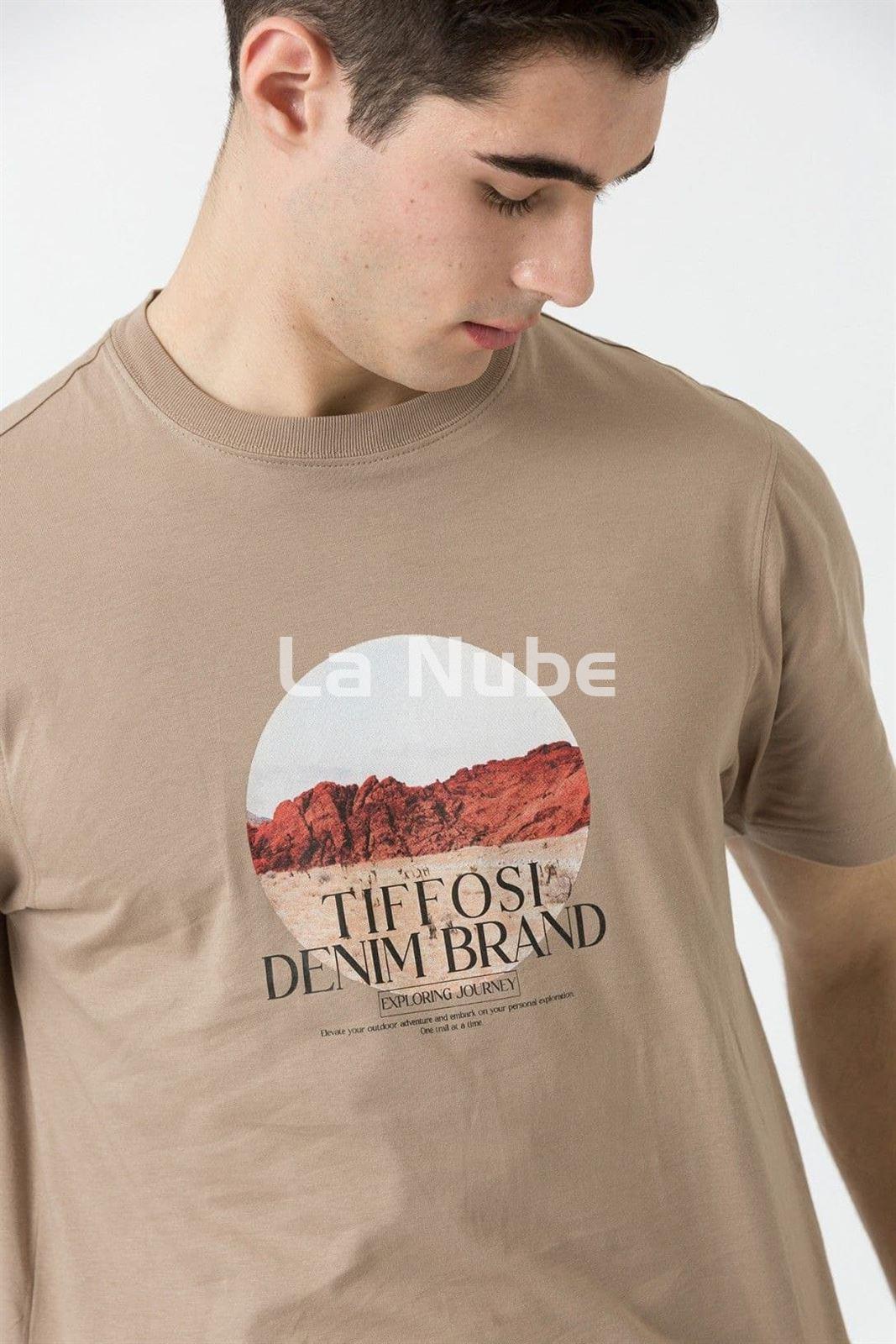 Camiseta Saint - Imagen 2