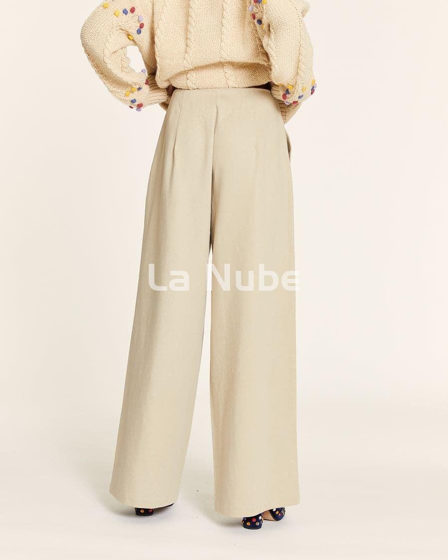 Pantalón tencel con pinzas beige - Imagen 4