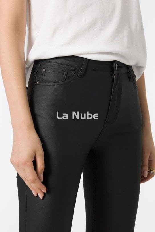 Pantalones Megan encerados - Imagen 6